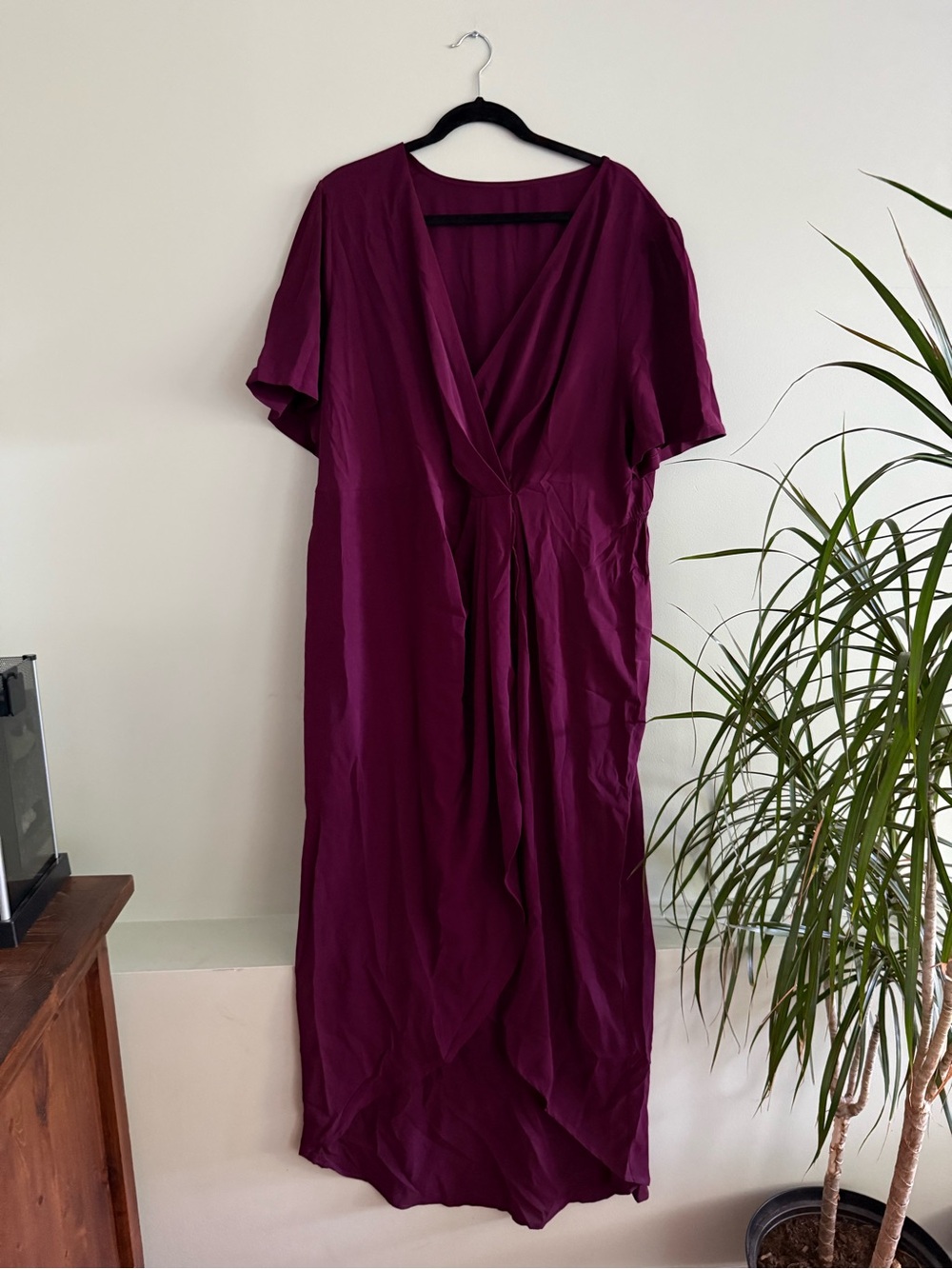 XL Women's Deep Plum Wrap Midi Dress